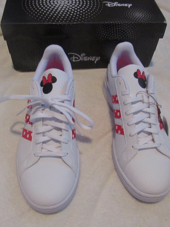 Adidas Disney Minnie Court Shoes  Size 10.5 Men NWB main image 5